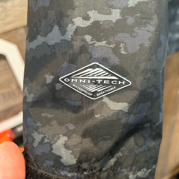 Columbia Rain Jacket - Picture 2 of 4